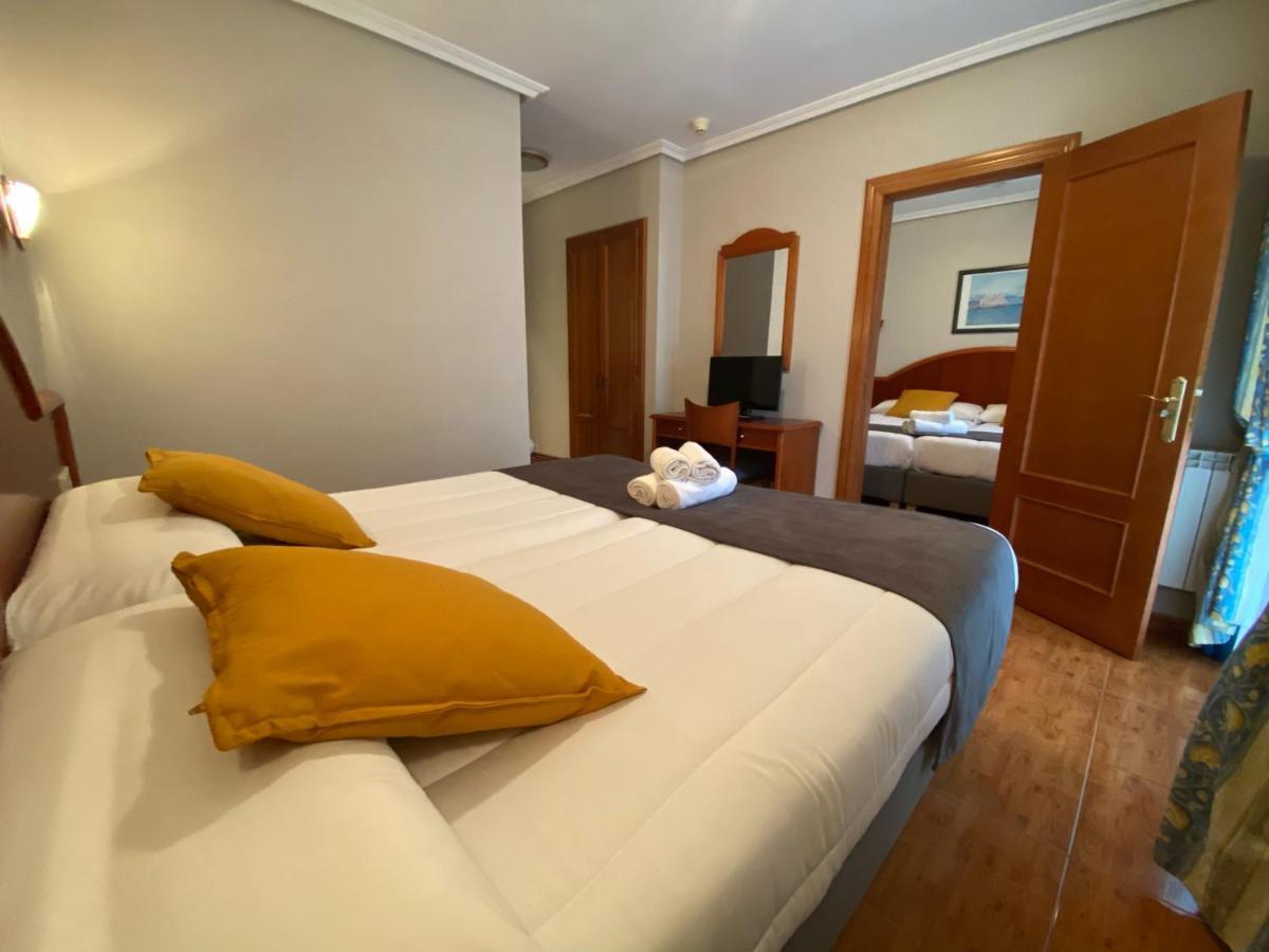Hotel - Apartamentos Peña Santa Benia De Onis Exterior foto