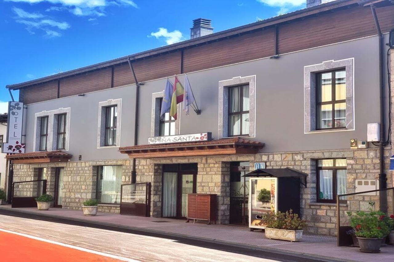 Hotel - Apartamentos Peña Santa Benia De Onis Exterior foto